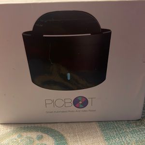 Picbot like new I only use for one time nothing wrong with them